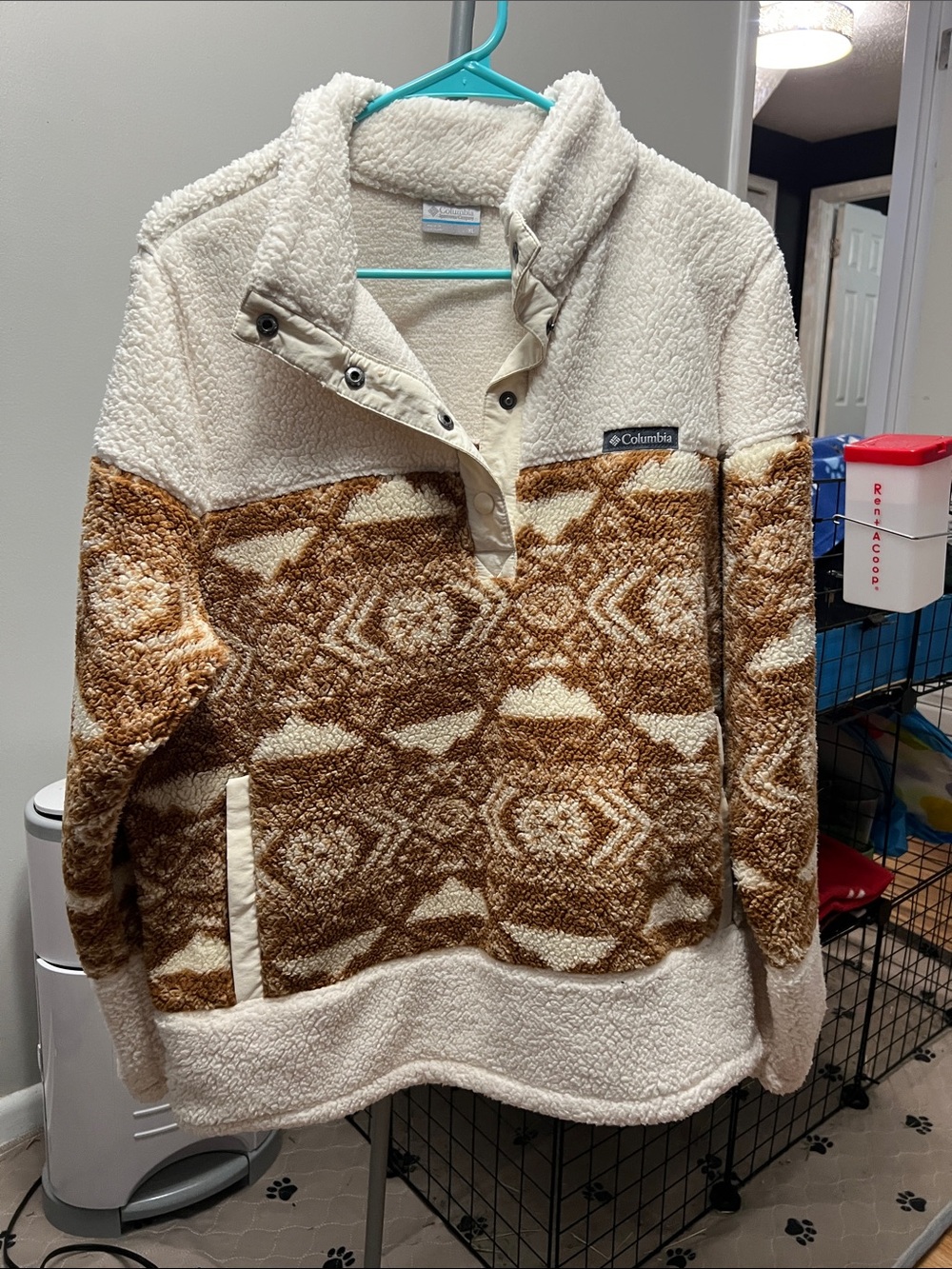 Columbia Women's Cream and Brown Patterned Fleece Pullover